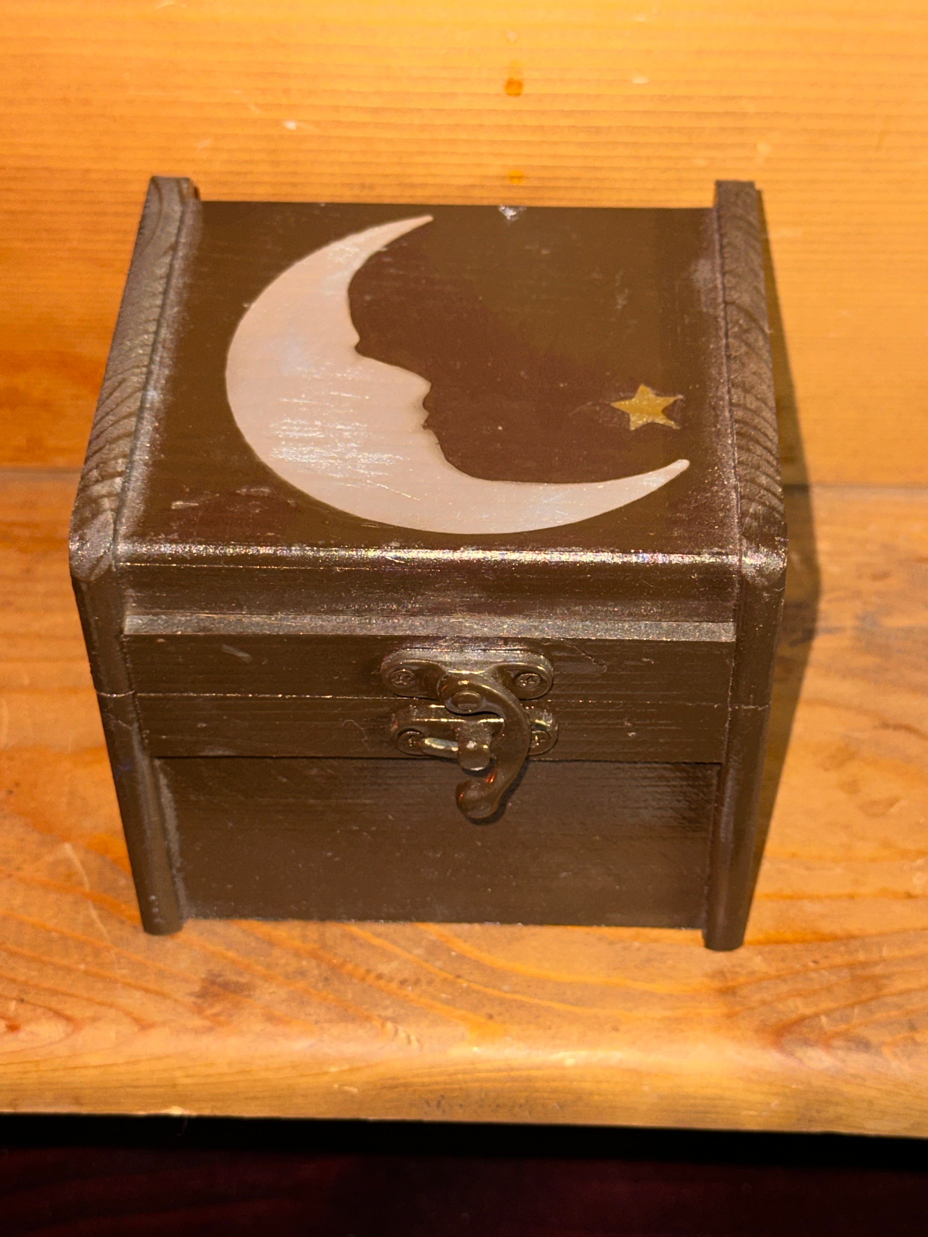 Apothecary boxes